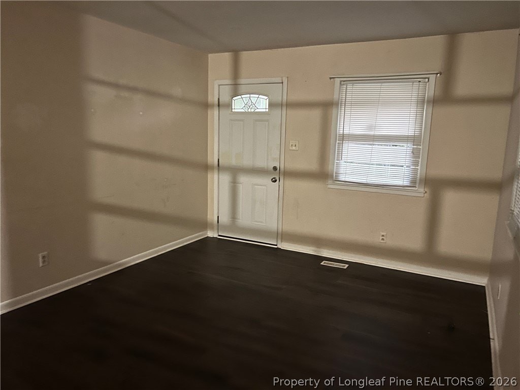 217 Lansdowne Rd - Photo 6 of 13