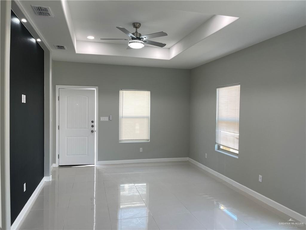 205 W Saint Helena Ave #2 - Photo 2 of 8