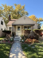 featured image of 127 N Vermont Ave