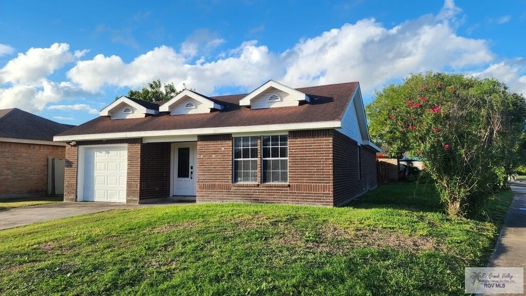 5093 Christian - Photo 2 of 16