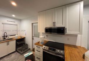 320 Ne 57th St #2 - Photo 1 of 1