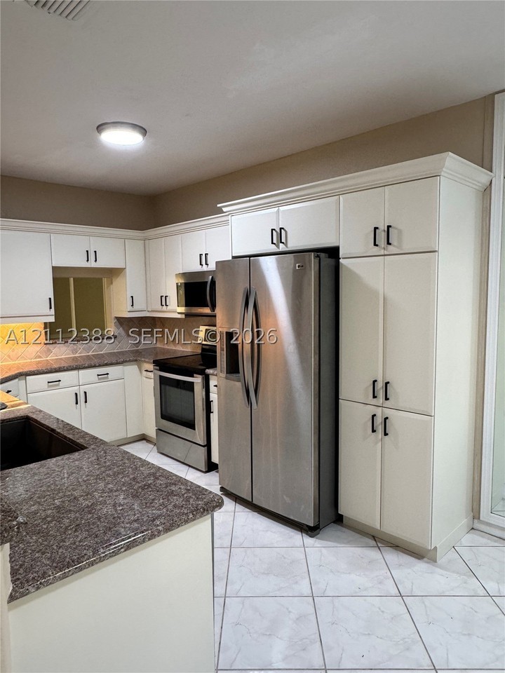 9766 Royal Palm Blvd #19 - Photo 7 of 35