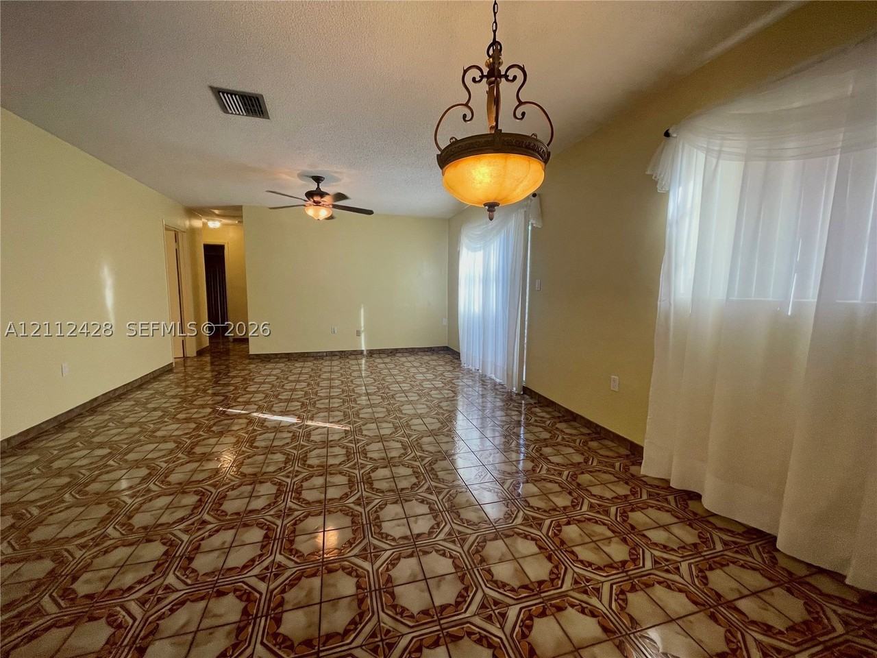 60 Flagami Blvd #0 - Photo 3 of 19