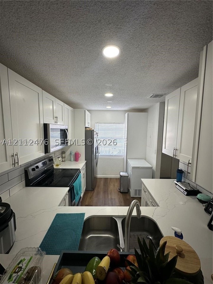 14023 Sw 120th Ct #2-19 - Photo 7 of 18