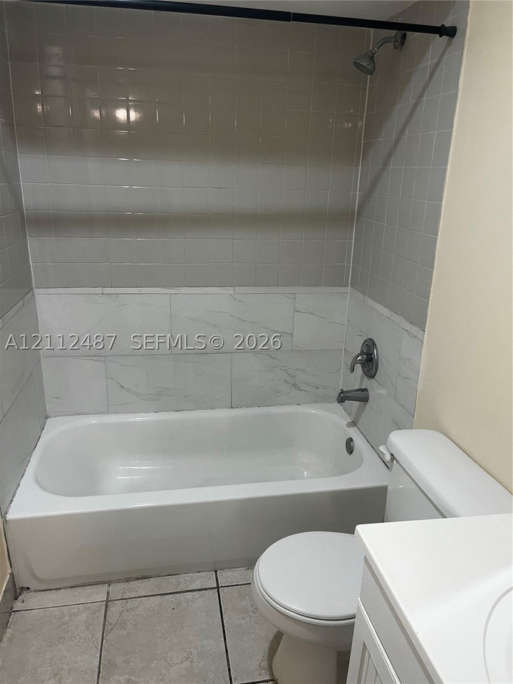 1859 Sw 81st Ln #1-27 - Photo 5 of 15