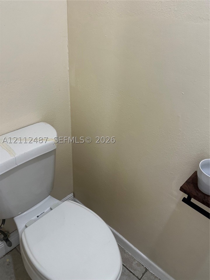 1859 Sw 81st Ln #1-27 - Photo 7 of 15