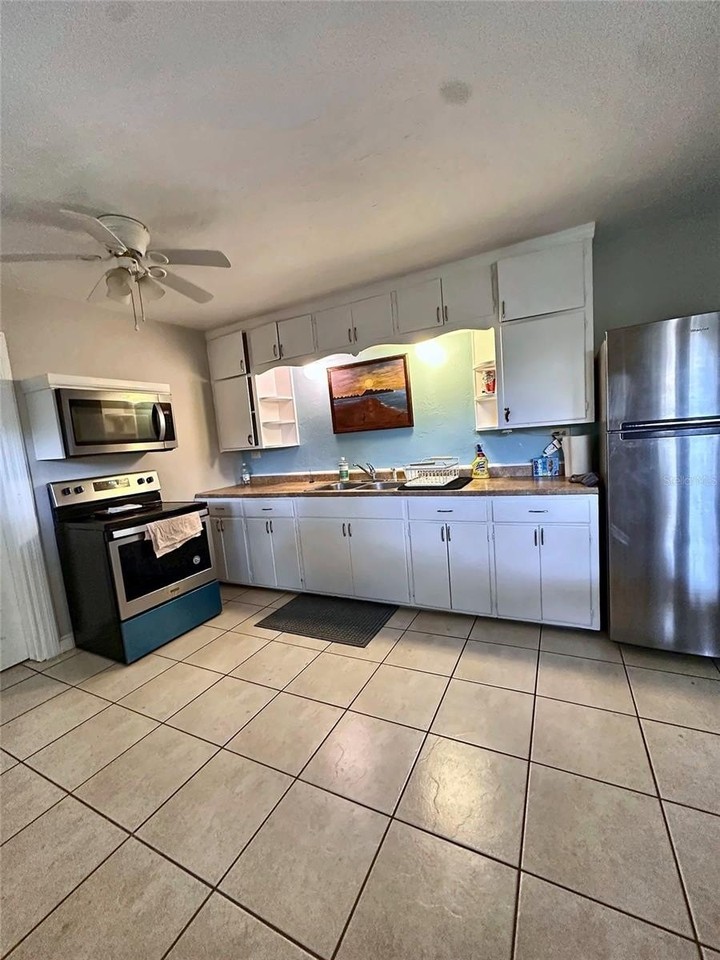 1235 16th St - Photo 5 of 17