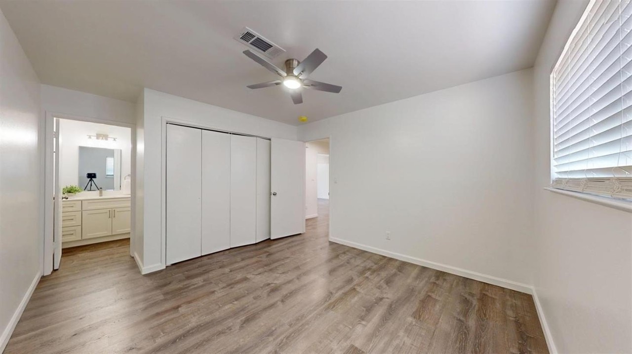 2501 Bahia Way - Photo 7 of 12