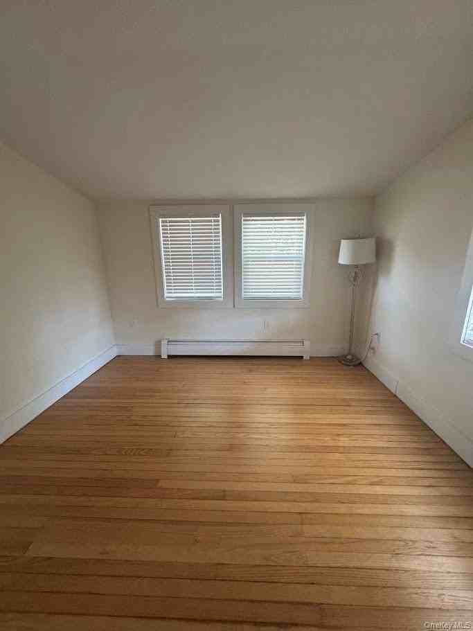 15 Henry St - Photo 3 of 11