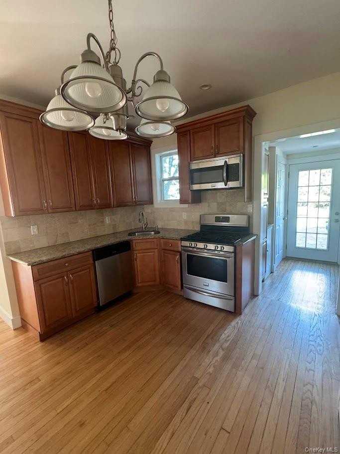 15 Henry St - Photo 5 of 11