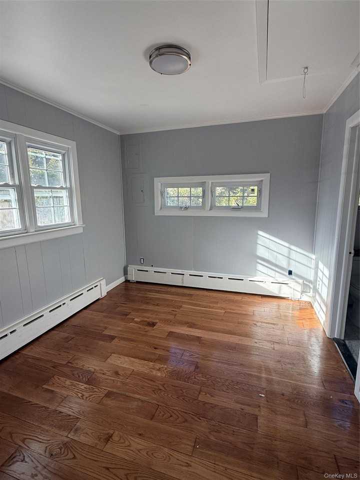 124 Camp Hill Rd - Photo 2 of 14