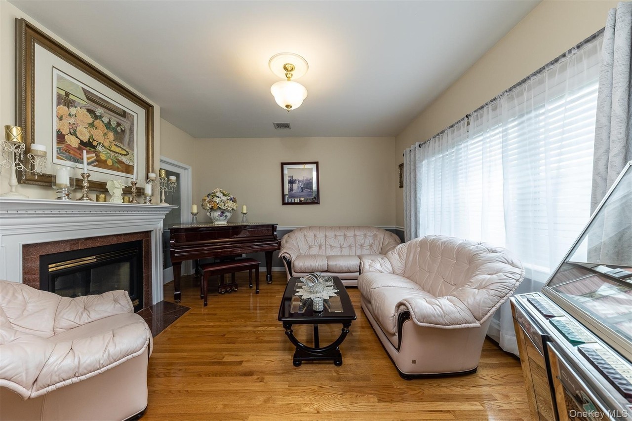 102 Davison Ave - Photo 6 of 27