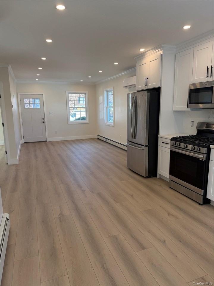 333 Meacham Ave - Photo 5 of 12