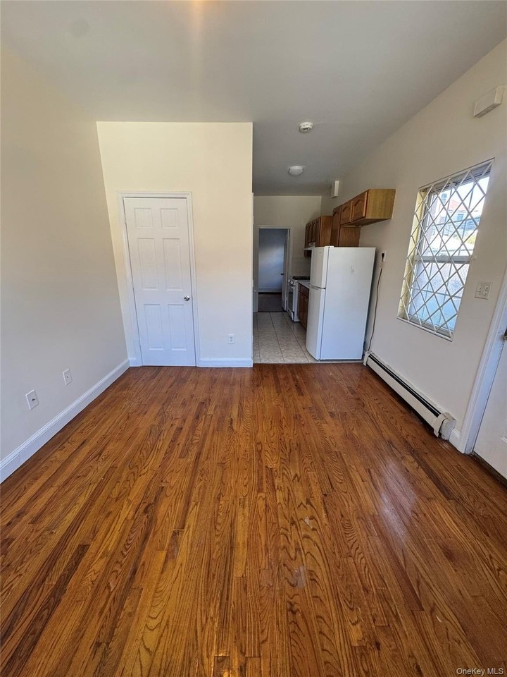 514 E 53rd St - Photo 2 of 14