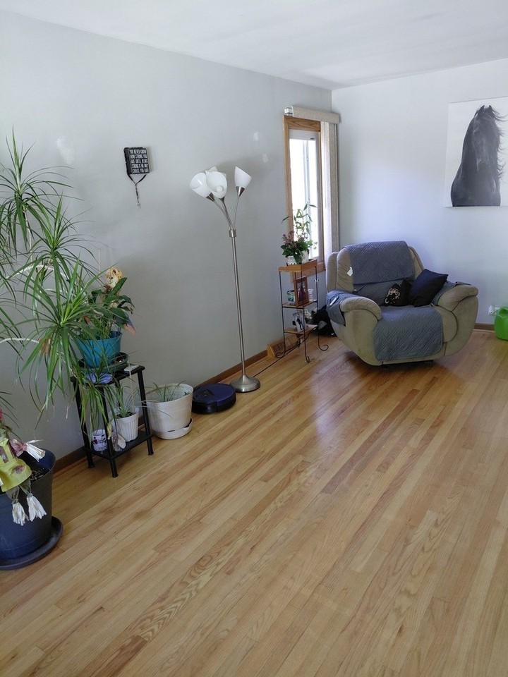 5829 W 63rd Pl - Photo 2 of 8