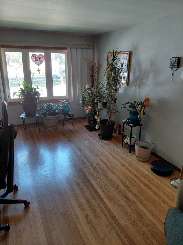 5829 W 63rd Pl - Photo 3 of 8