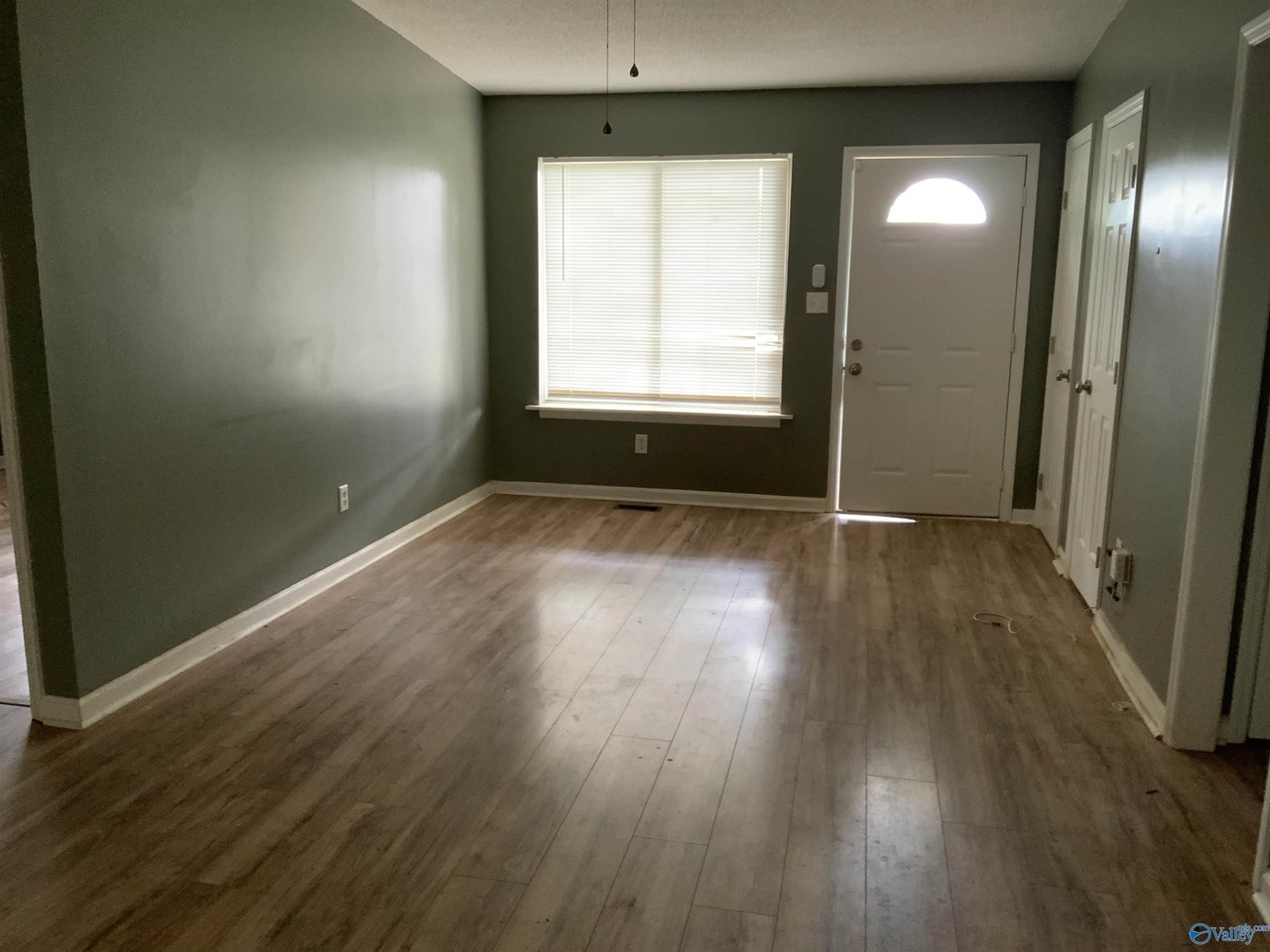 3201 Delisa Cir Nw - Photo 3 of 11