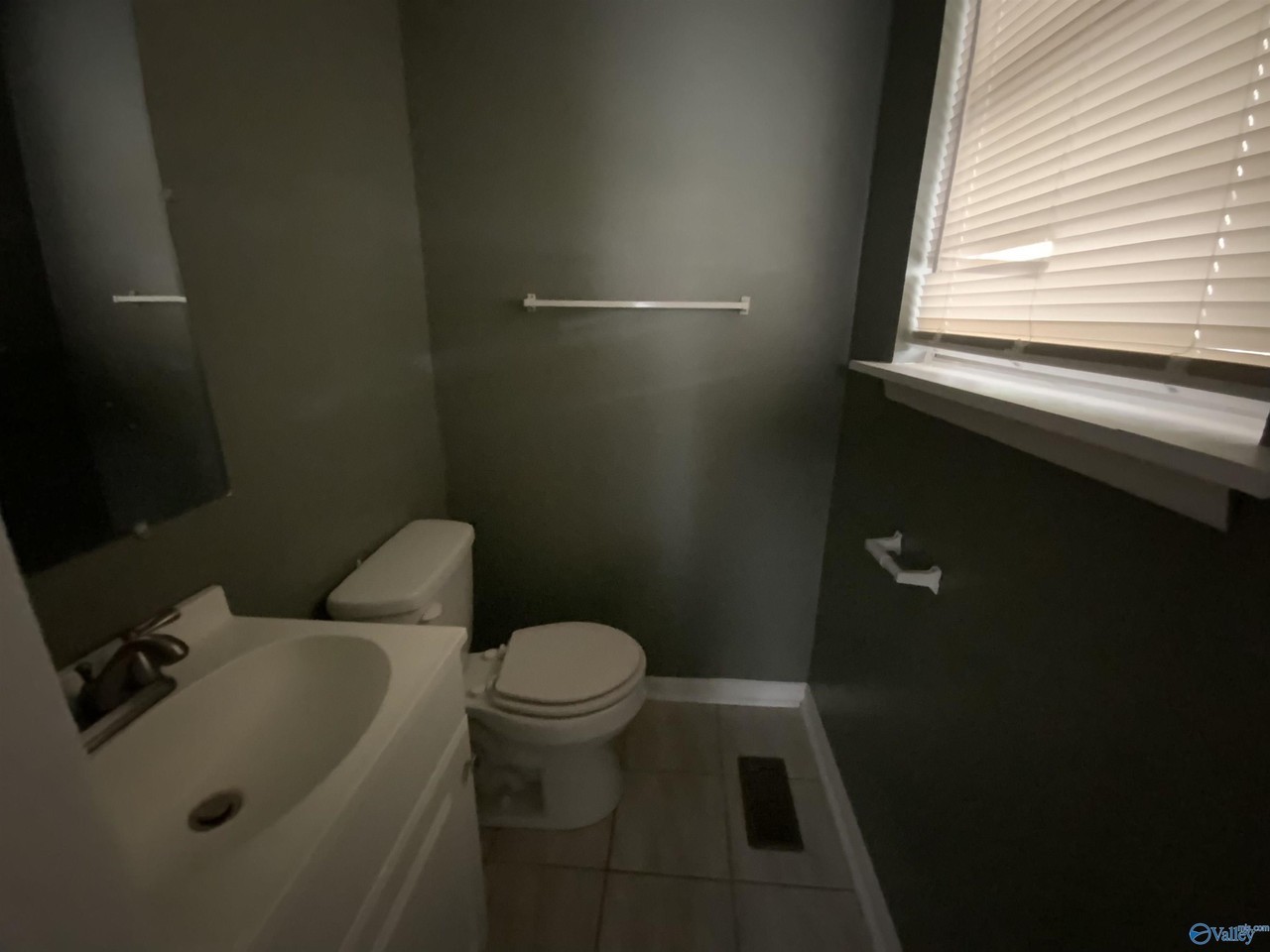 3201 Delisa Cir Nw - Photo 7 of 11