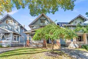 featured image of 2032 W 89th St