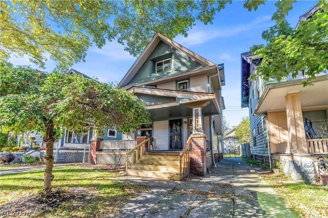 2032 W 89th St - Photo 2 of 30