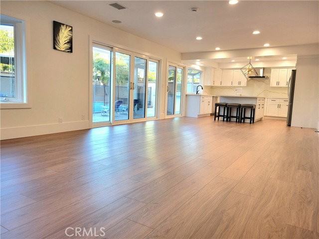 9891 Star Dr - Photo 4 of 8