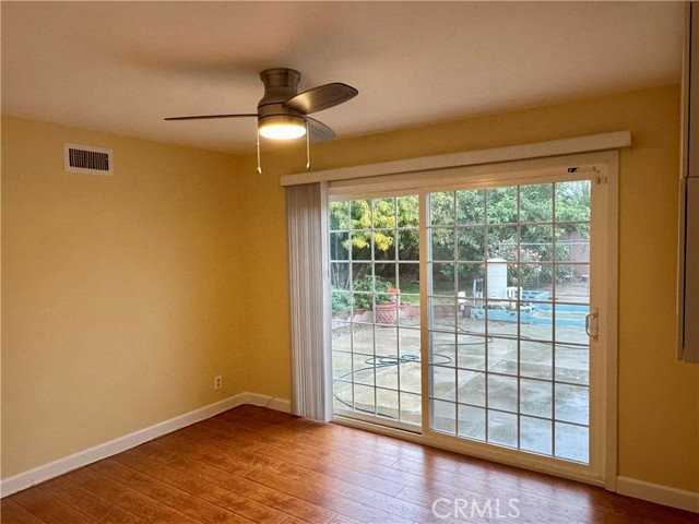 22936 Gault St - Photo 3 of 8
