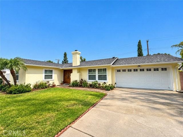 22936 Gault St - Photo 4 of 8