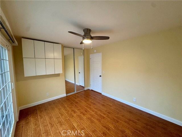 22936 Gault St - Photo 5 of 8