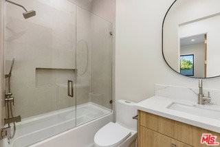 21112 Chase St - Photo 4 of 8
