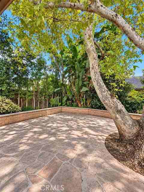 12429 La Maida St - Photo 2 of 7