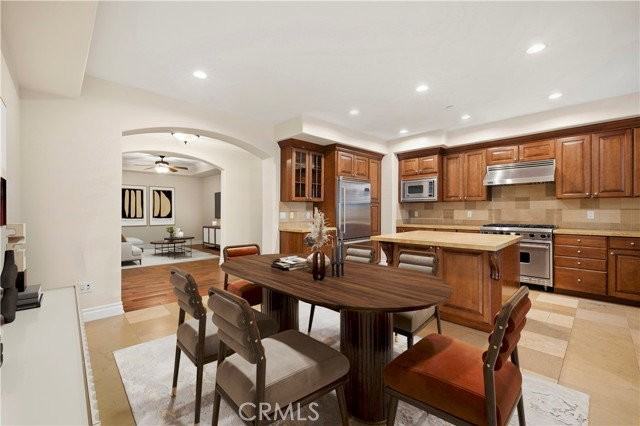 12050 Guerin St #201 - Photo 2 of 7