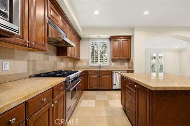 12050 Guerin St #201 - Photo 4 of 7
