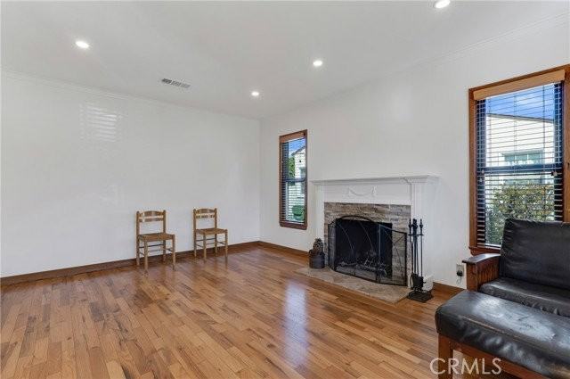 10429 Myrna St - Photo 2 of 8