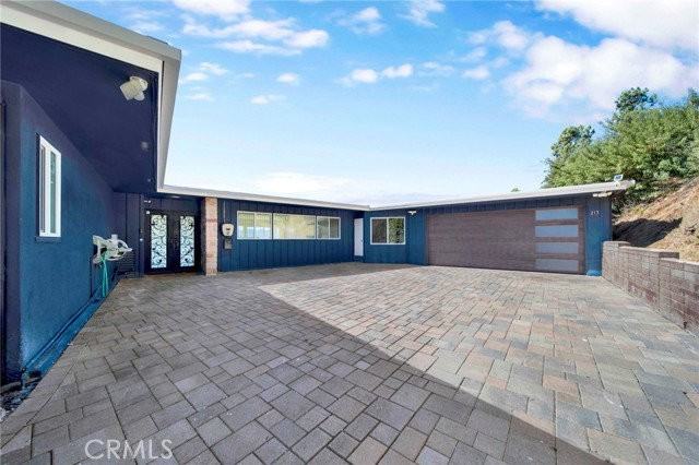 217 Cumberland Rd - Photo 4 of 7