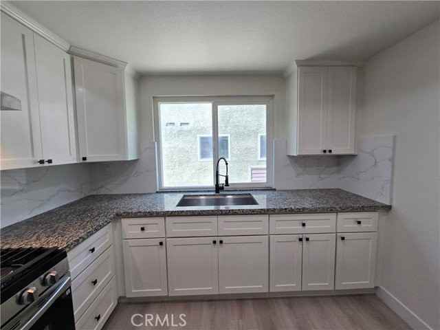 70 Harkness Ave #4 - Photo 4 of 8