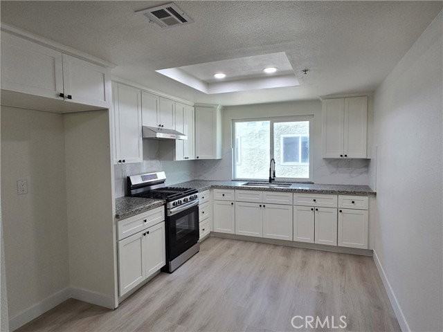 70 Harkness Ave #4 - Photo 6 of 8
