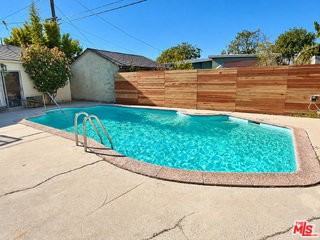 11205 Woolford St #A - Photo 3 of 8