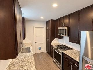 11205 Woolford St #A - Photo 4 of 8