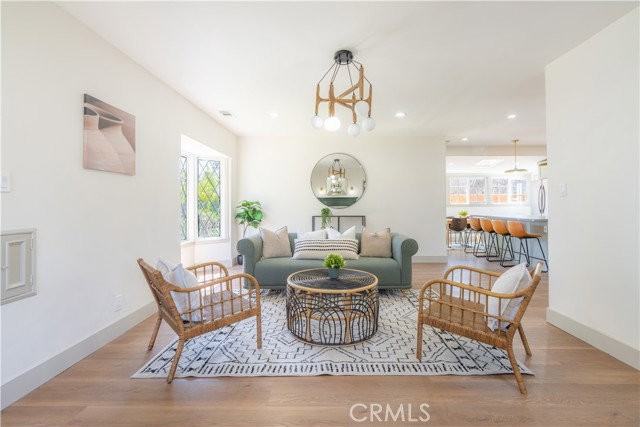 3627 Gardenia Ave - Photo 2 of 7