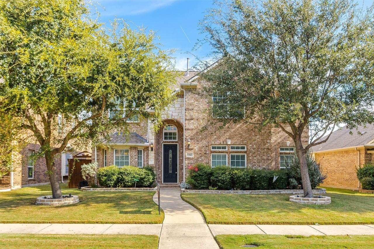 13042 Janet Dr - Photo 2 of 30