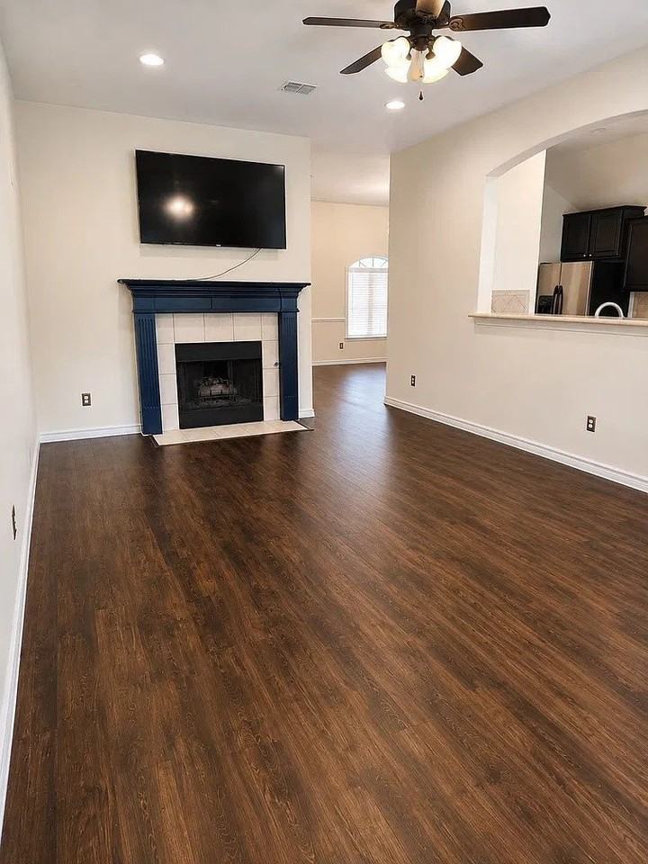 1207 Fox Trail Dr - Photo 6 of 24