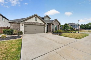 featured image of 1941 Silverleaf Dr