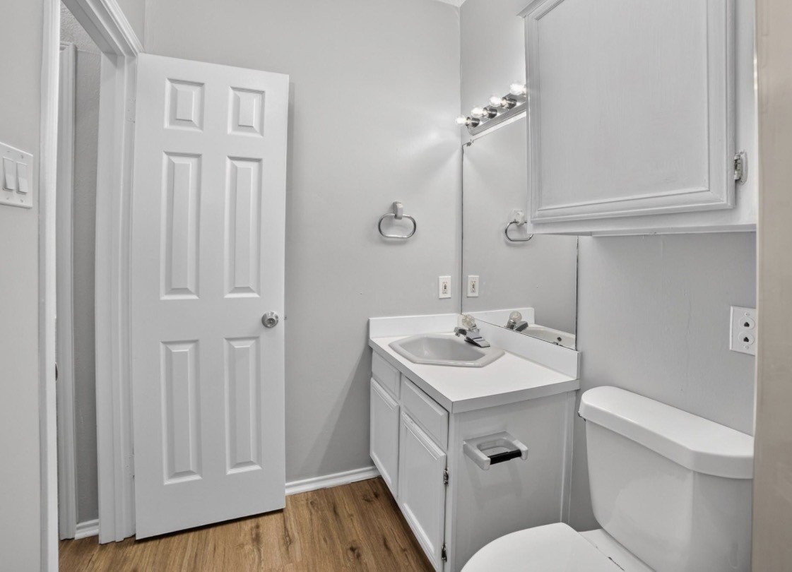 2101 Count Fleet Dr #511 - Photo 6 of 9