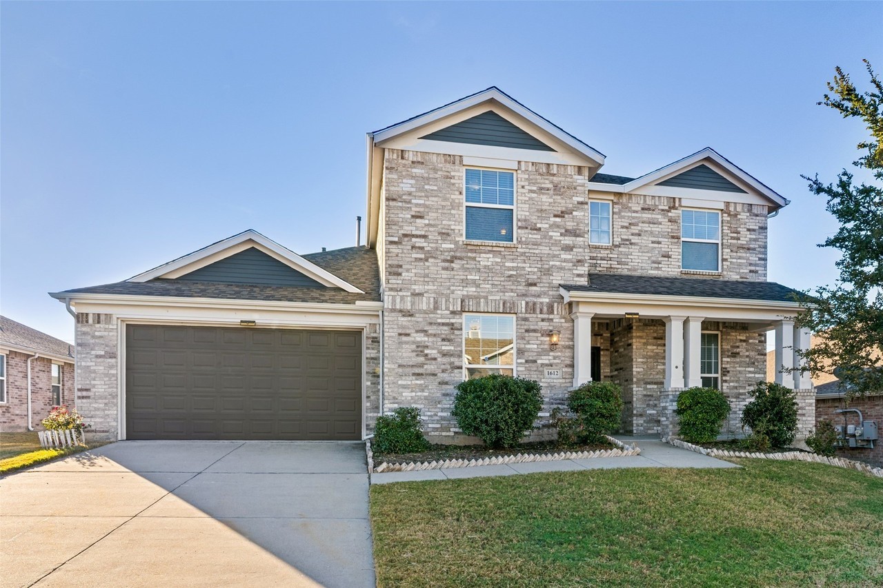 1612 Ringtail Dr - Photo 3 of 25