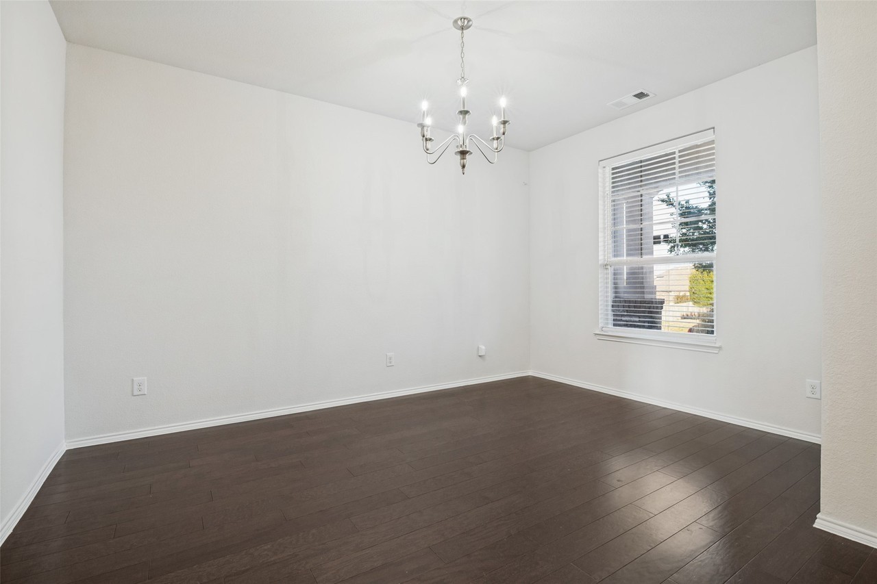 1612 Ringtail Dr - Photo 5 of 25
