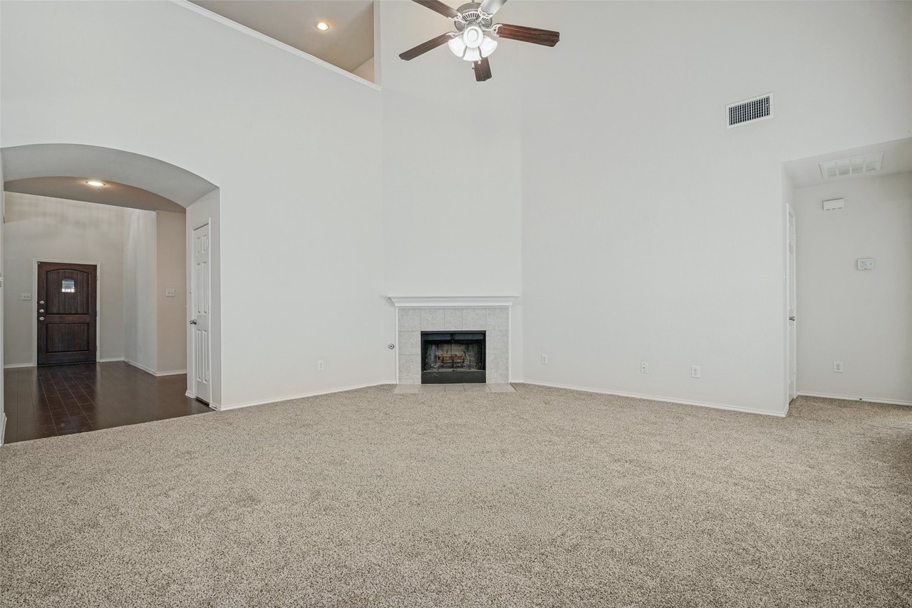 1612 Ringtail Dr - Photo 6 of 25