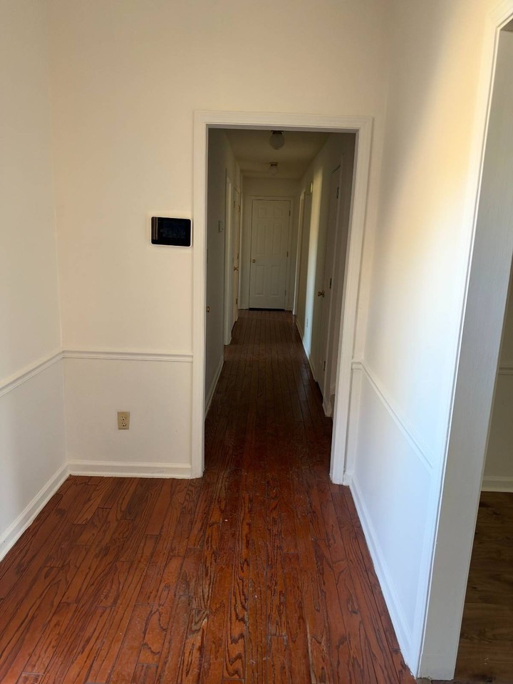7527 Wilsford Cv - Photo 4 of 21