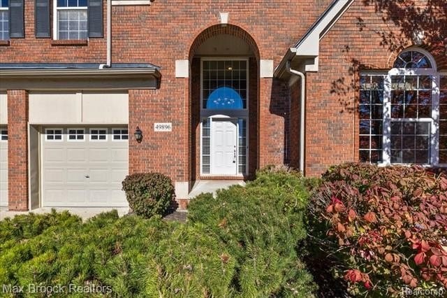 49896 Parkside Dr - Photo 2 of 50