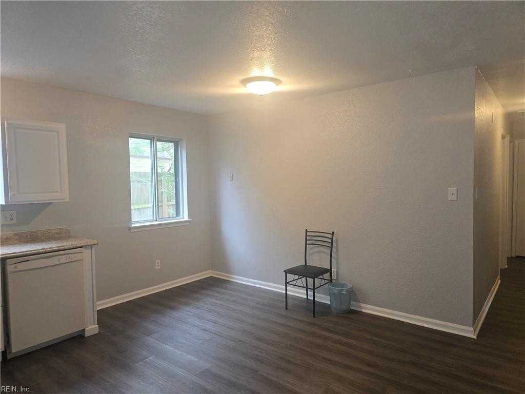 3842 Augustine Cir - Photo 4 of 16