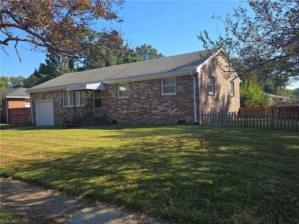 1158 George St - Photo 2 of 32